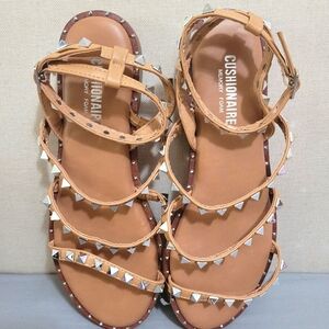 Cushioning Tan Spik Gladiator Sandals with Adjustable Strap